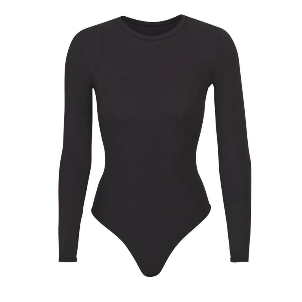 ESSENTIAL CREW NECK LONG SLEEVE BODYSUIT